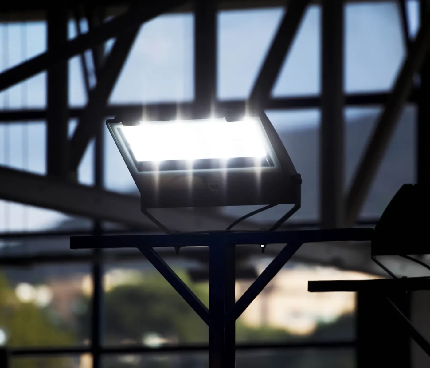Court floodlight